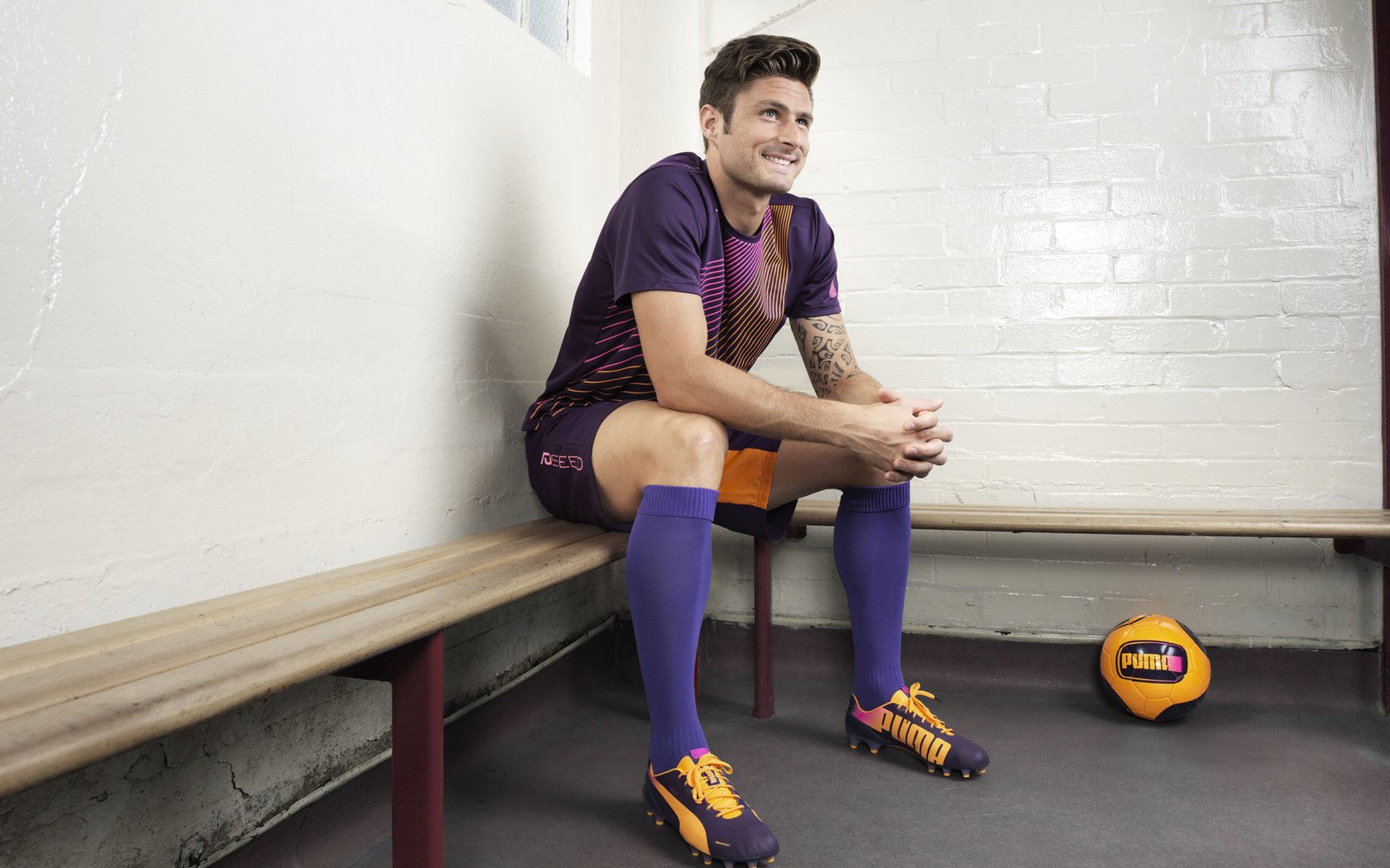 出发反应与转身衔接表现突出